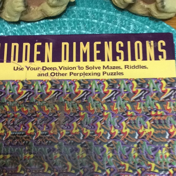 Vtg 1994 Hidden Dimensions - puzzles, riddles book - Picture 2 of 6